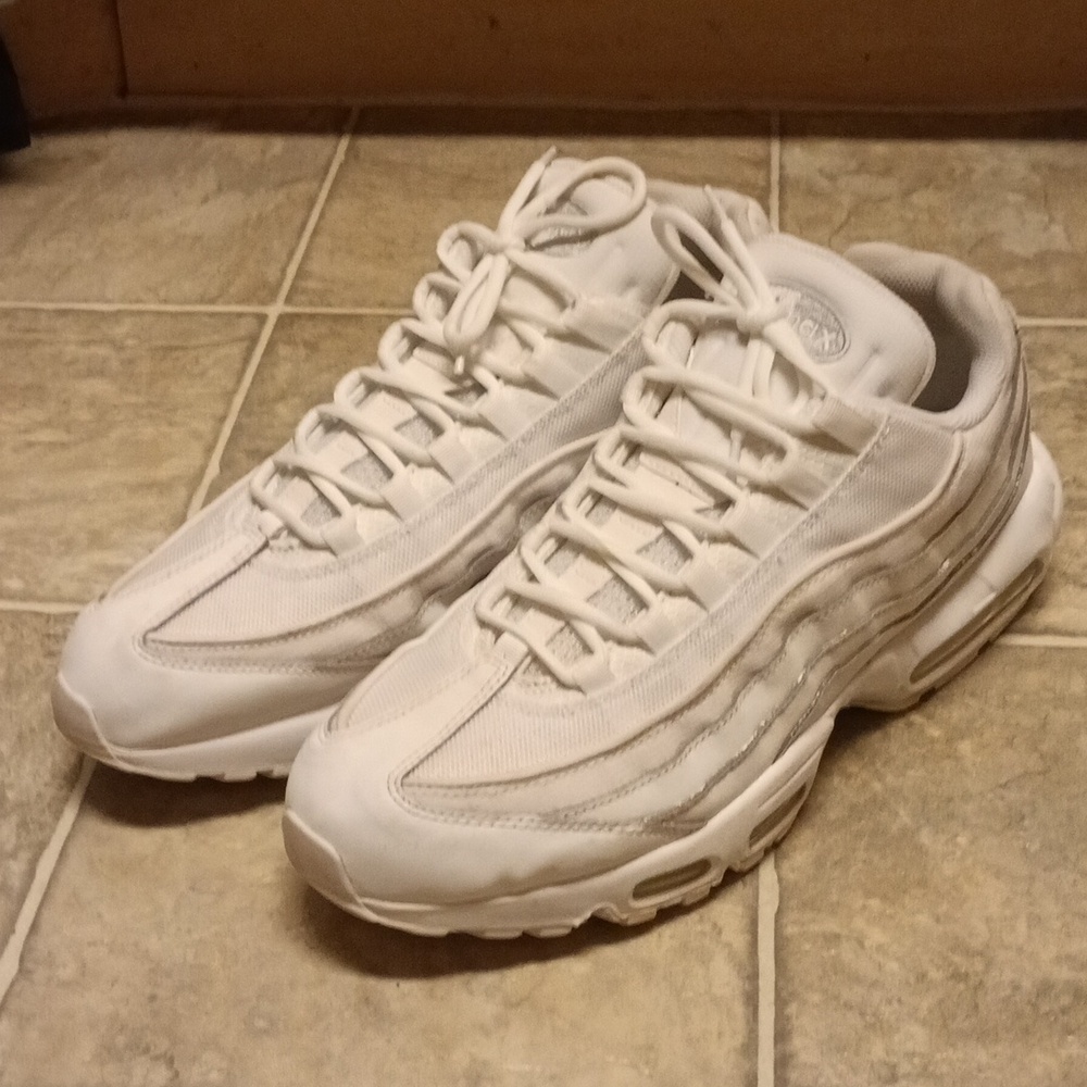 Men's Solid White Nike Air Max 95 Sneakers Size 13